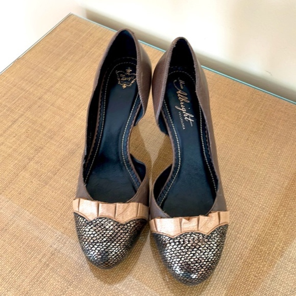 Anthropologie November Girls-Night-Out Heels - Taupe/Gold - Size 7